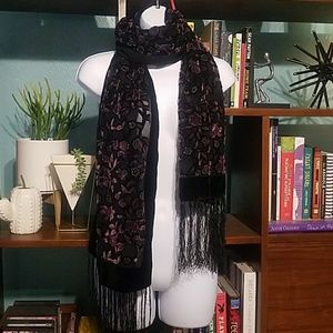 Beautiful fringed scarf